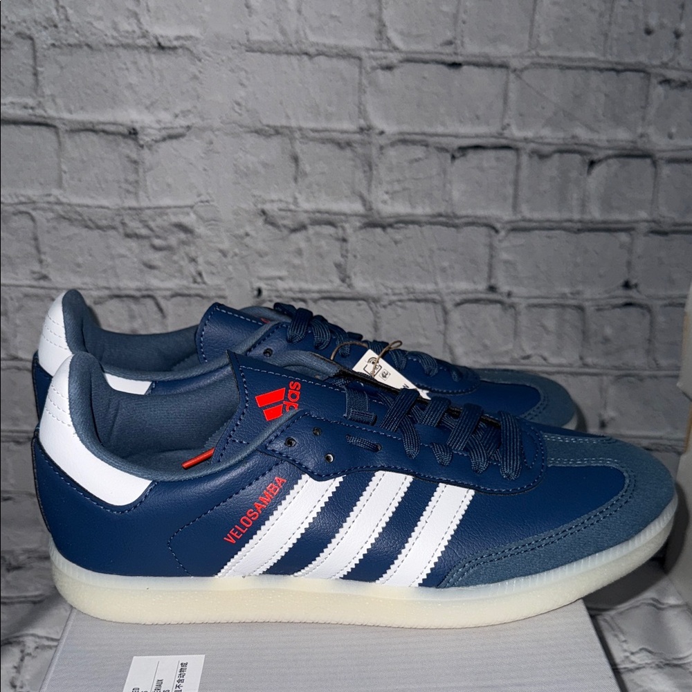 Adidas Men's Velosamba Sneakers